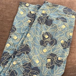 One size lularoe Disney leggings